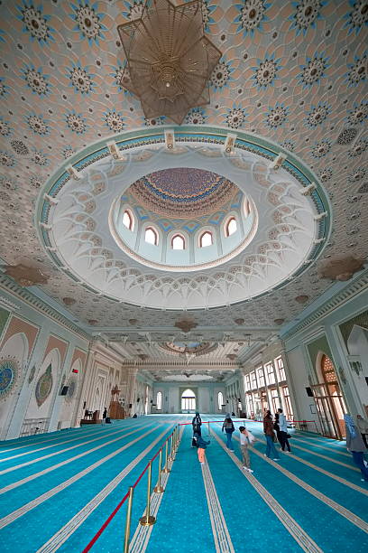 Trending Mosque Carpet Colors in UAE | Carpet Pro Installation