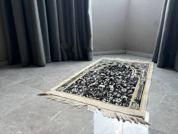 Prayer Room Carpet Suppliers in Dubai – Premium Solutions by Carpet Pro Installation
